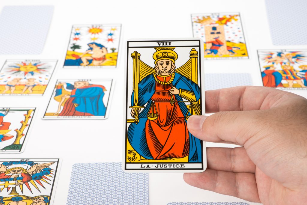 , La Justice dans le tarot de Marseille