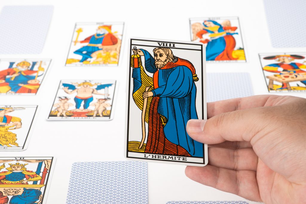 , L’Hermite dans le tarot de marseille